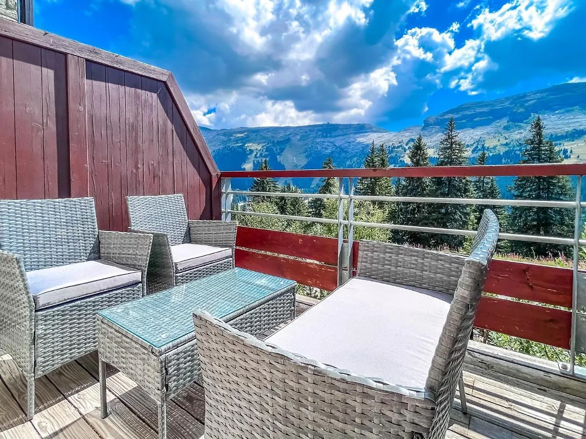 Bright, Spacious South-Facing 1-Bedroom Apartment Флен Франция