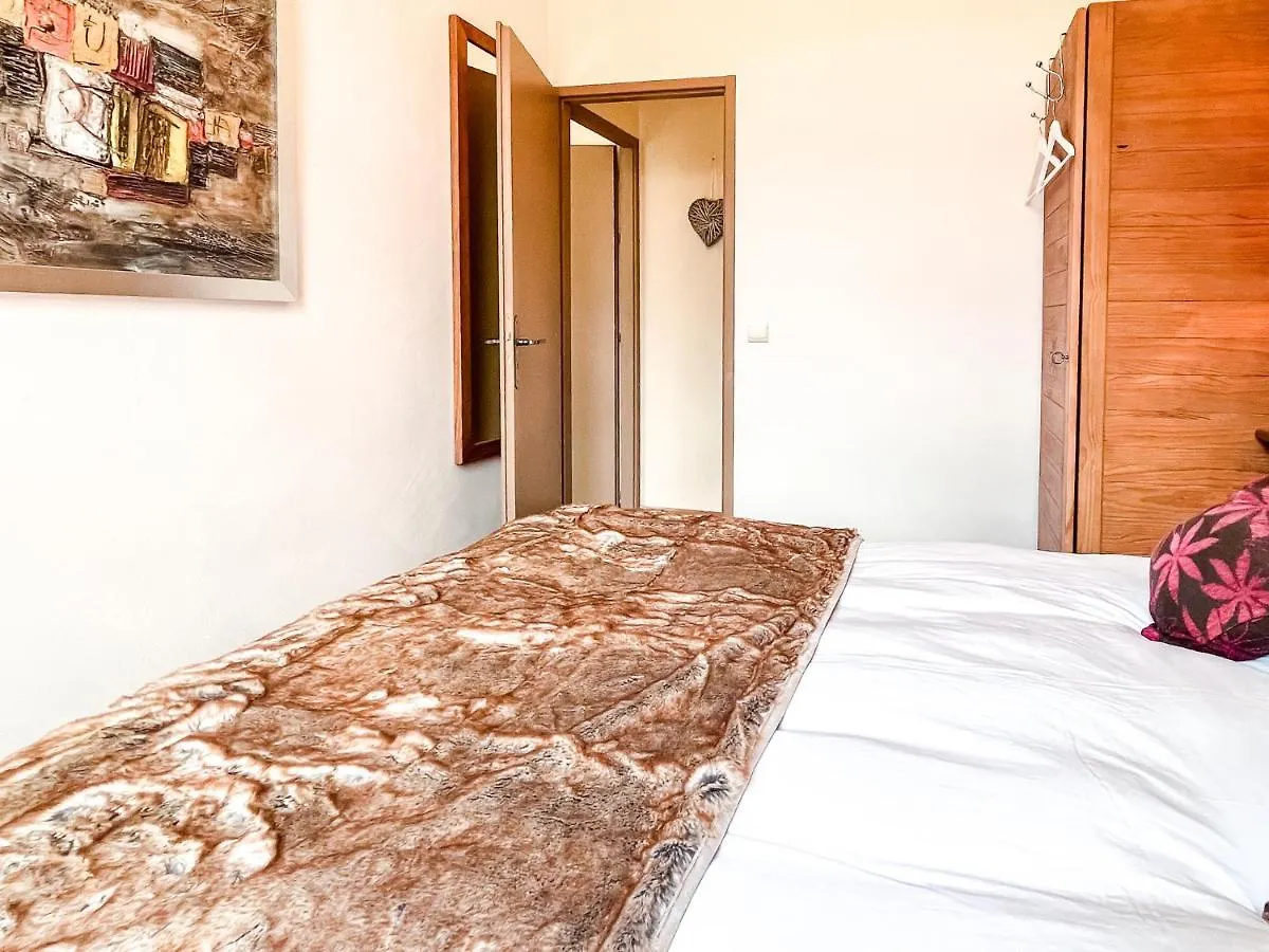 Bright, Spacious South-Facing 1-Bedroom Apartment Flaine 0*,